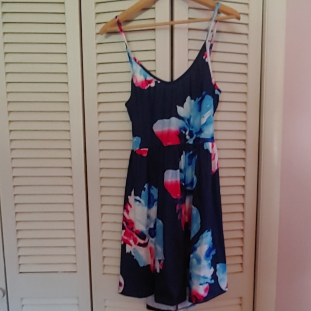 Like new multi colored sundress..large